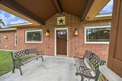 THE CRAFTSMANSHIP STARTS HERE! ENTER THE HOME UNDE