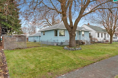 1748 N Altamont St, Spokane, WA 99207 - photo 2