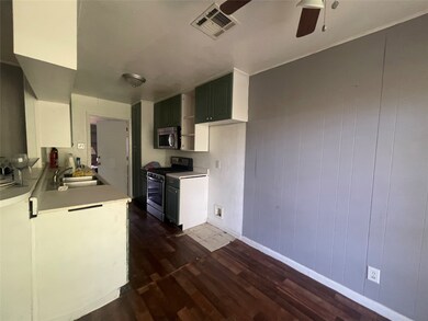 9707 Southport Dr, Houston, TX 77089 - photo 6