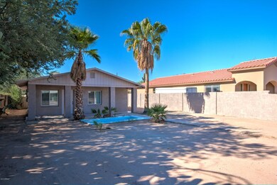 304 S Main Dr-3
