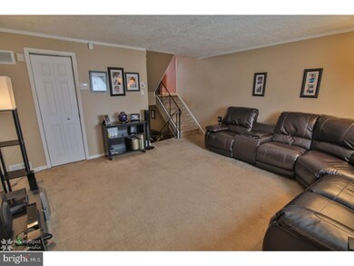 815 Wedgewood Dr, Lansdale, PA 19446 - photo 5