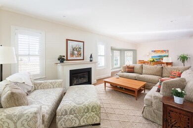 165 Winchester St unit 1, Brookline, MA 02446 - photo 3