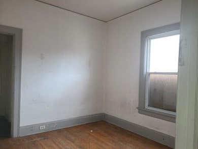 1537 N Holton St, Milwaukee, WI 53212 - photo 4