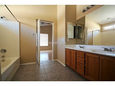 952 Moore Oaks Ct, Henderson, NV 89011 - photo 5