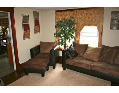 27 Lake St, Uxbridge, MA 01569 - photo 5