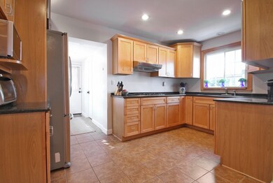 1220 E Prairie Ave, Des Plaines, IL 60016 - photo 4