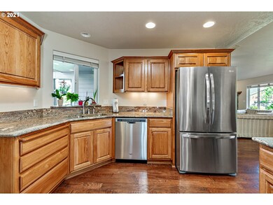 245 SW Jamee Kay Ln, Grants Pass, OR 97527 - photo 7