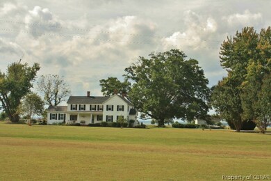 724 Benson Rd, Weems, VA 22576 - photo 2