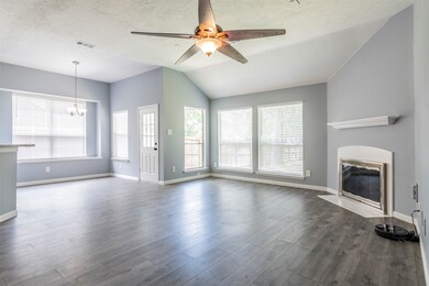 28918 Clearbrook Ln, Magnolia, TX 77355 - photo 3