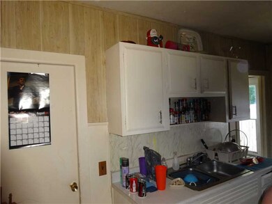 50 Oak St, Cranston, RI 02910 - photo 5