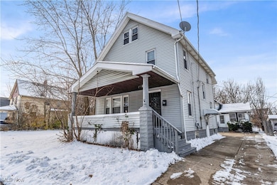 788 E 156th St unit front, Cleveland, OH 44110 - photo 2
