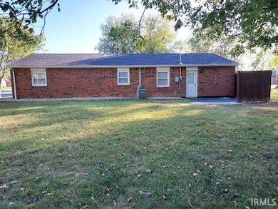 1236 W Todd Ln, Jasper, IN 47546 - photo 4