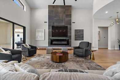 09-Living Area
