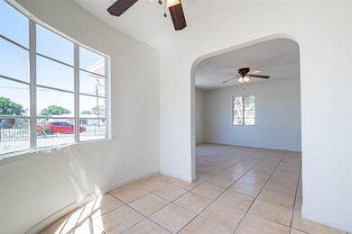 137 N 13th Ave, Yuma, AZ 85364 - photo 5