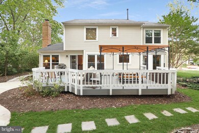 5608 Hampton Forest Way, Fairfax, VA 22030 - photo 5