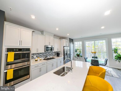 23425 Sugar Pine Ln, California, MD 20619 - photo 6