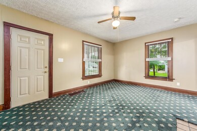 T 2337 Agler Rd00004