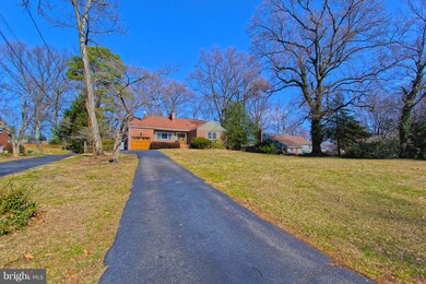 10040 Glenmere Rd, Fairfax, VA 22032 - photo 2