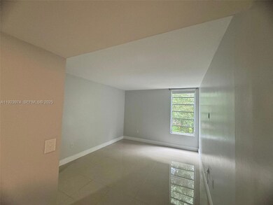 San Marco Apartments unit 217, Miami, FL 33172 - photo 3