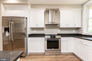 430 Kenyon St NW unit 2, Washington, DC 20010 - photo 7