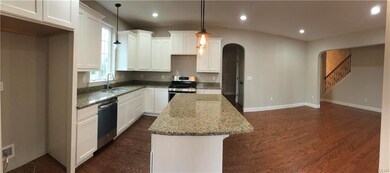 737 N 31st St, Allentown, PA 18104 - photo 6