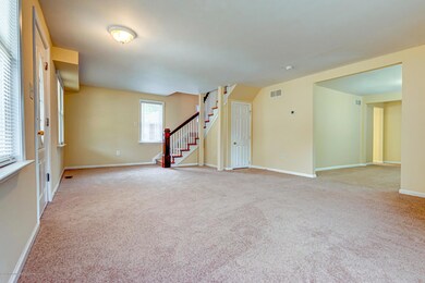 121EMainStWrightstown-6