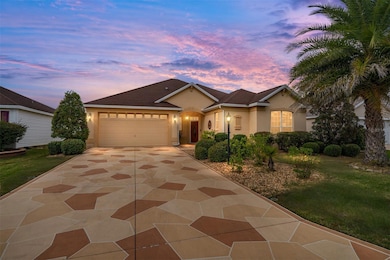 879 Chapman Loop, The Villages, FL 32162 - photo 3