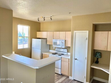 Open Kitchen
