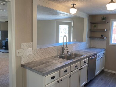 22860 Mcgrath Rd, Bend, OR 97701 - photo 5