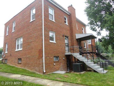 1110 Booker Dr, Capitol Heights, MD 20743 - photo 3