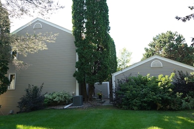 4199 Knob Cir unit 102, Saint Paul, MN 55122 - photo 4