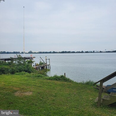 94 Riverview Ave, Paulsboro, NJ 08066 - photo 2