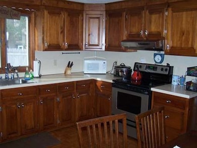 65 Robins St, East Bridgewater, MA 02333 - photo 4