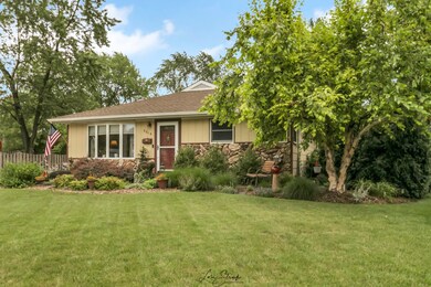 3614 Sigwalt St, Rolling Meadows, IL 60008 - photo 3