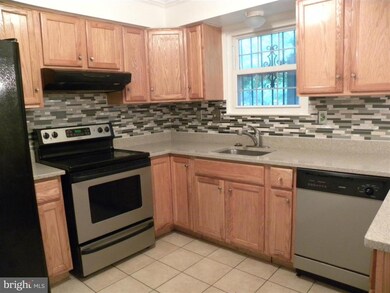 7451 Shady Glen Terrace, Capitol Heights, MD 20743 - photo 3