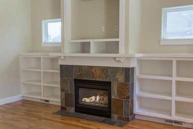 61305 Fairfield Dr, Bend, OR 97702 - photo 4