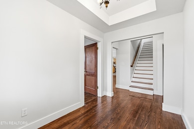 2520 W Beaver Creek Dr, Powell, TN 37849 - photo 3