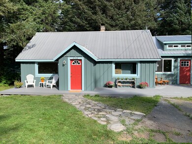 2402 Evergreen