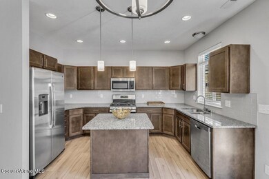 010-8306NorthJamesCourt-Spokane-WA-99208