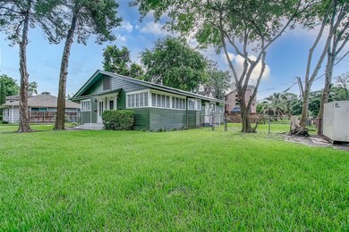 4608 Michaux St unit 2, Houston, TX 77009 - photo 4