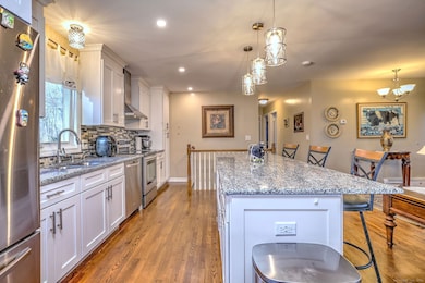 27 Osborn Ln, Monroe, CT 06468 - photo 3