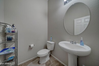 15682 W Fillmore St-16