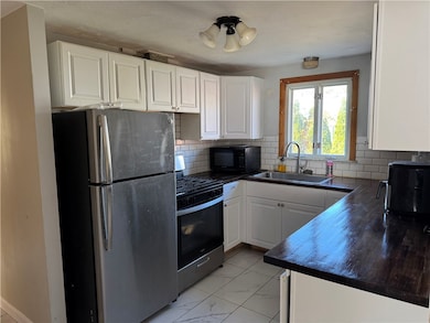 12 Devon St, Providence, RI 02904 - photo 6