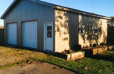Garage (2)