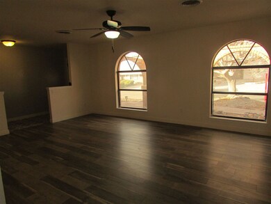 3022 Los Robles, Alamogordo, NM 88310 - photo 3