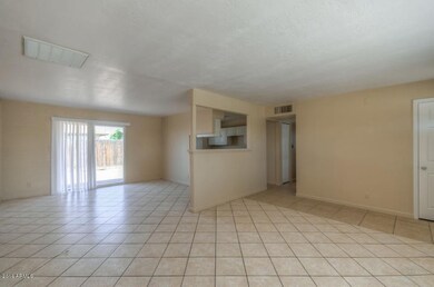 Living Room (2)-SMALL
