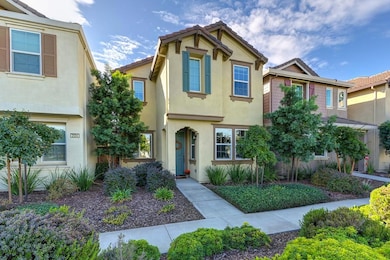 2508 Curlicue Aly, Sacramento, CA 95834 - photo 2