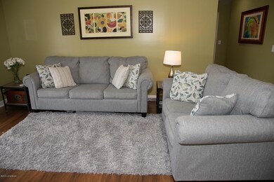 173 Central Blvd unit 22, Mount Washington, KY 40047 - photo 7