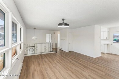 07-IMG_5644_Living Room_SSW