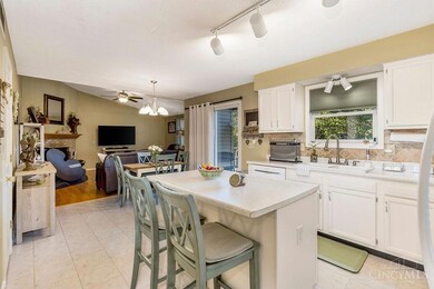 382 Broadway St, Maineville, OH 45039 - photo 7